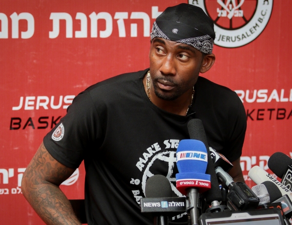 שחקן הפועל ירושלים אמארה סטודמאייר