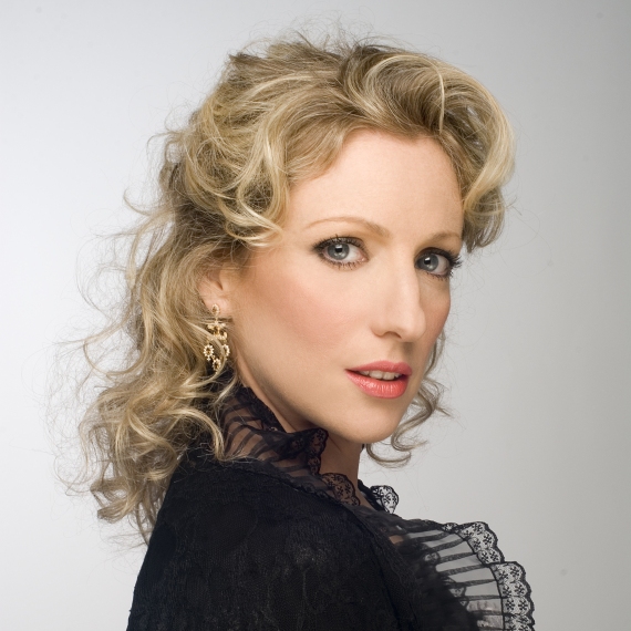 החזנית עדי ארד