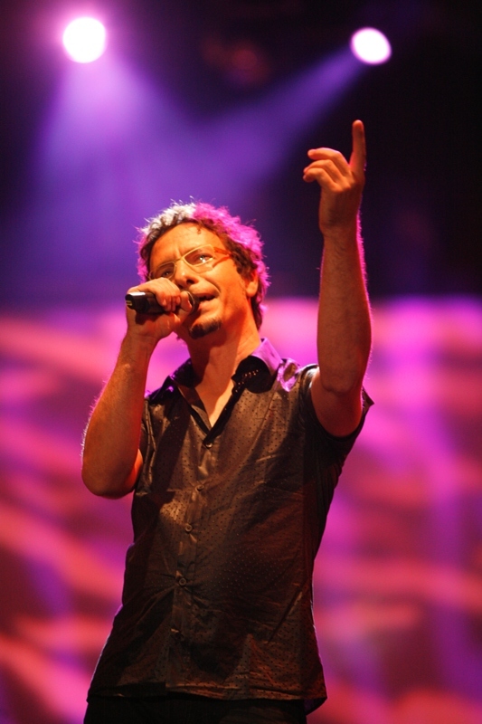 ערן צור מתמלא בתקווה