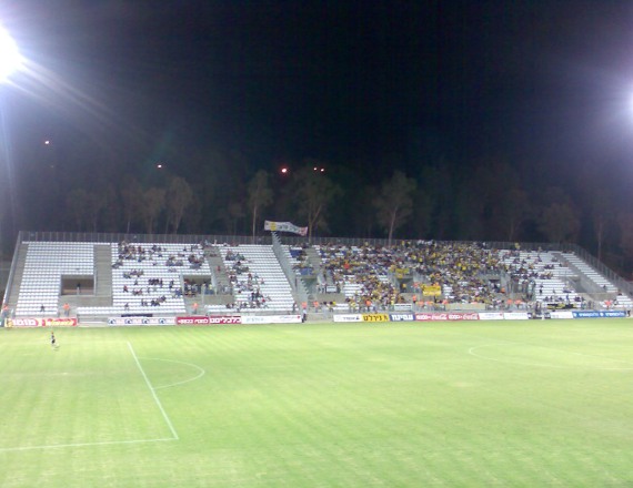 איצטדיון עירוני קריית שמונה