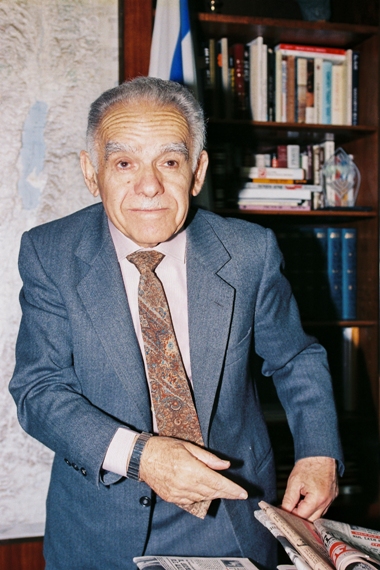 יצחק שמיר ז"ל