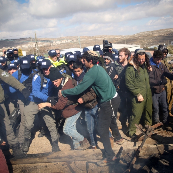 פינוי עמונה