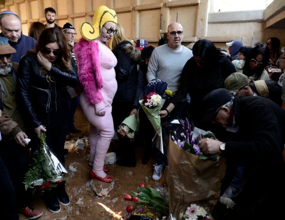 הלוויתה של גילה גולדשטיין