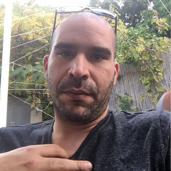 אריאל פוליאקוב