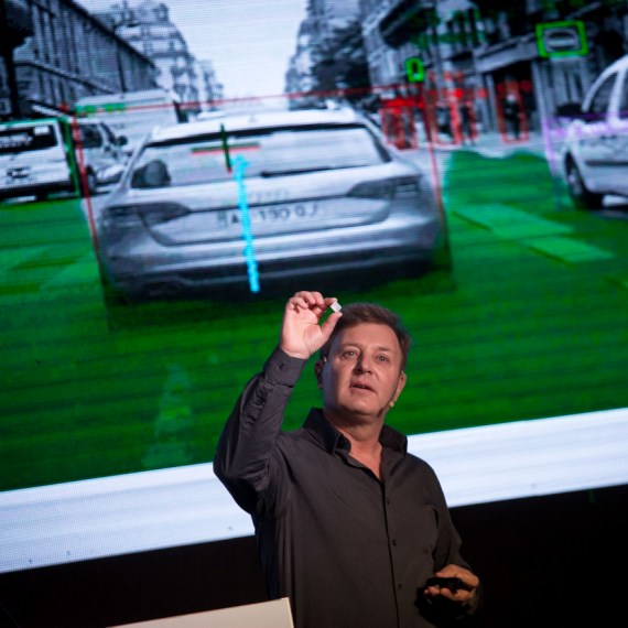 זיו אבירם, מובילאיי