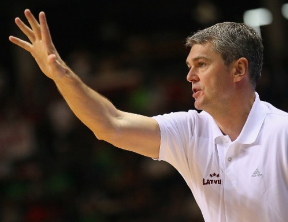 איניירס בגאצקיס