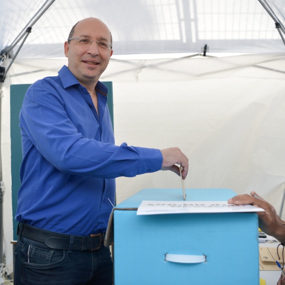 אבי ניסנקורן