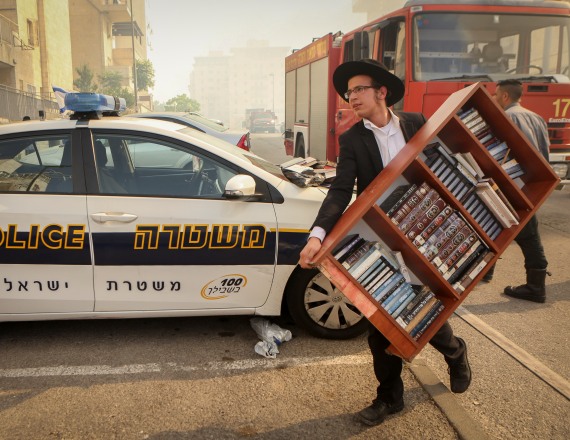 אילוסטרציה - חרדים ומשטרה