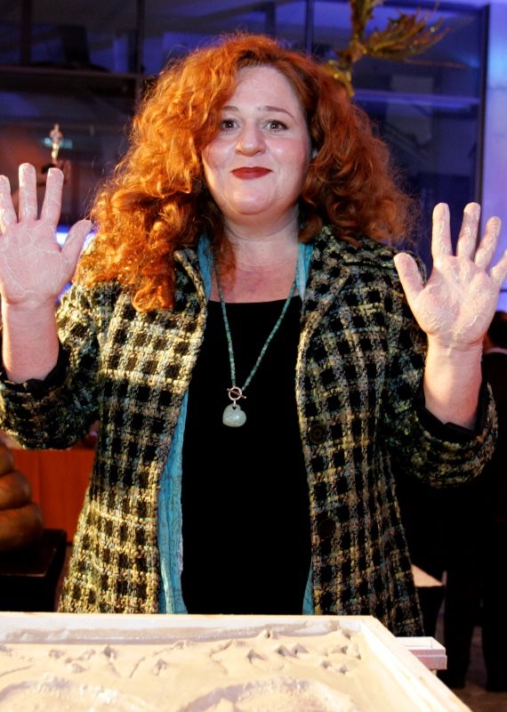 אסתי זקהיים