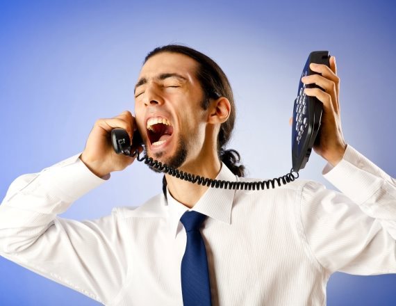 משוחח בטלפון