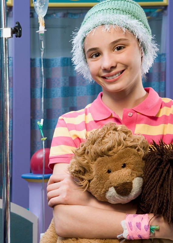 ילדה חולת סרטן