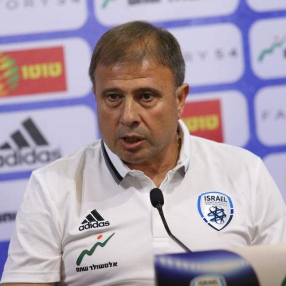 מאמן נבחרת ישראל אלישע לוי