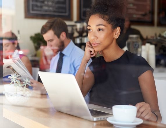 בית קפה ומחשב