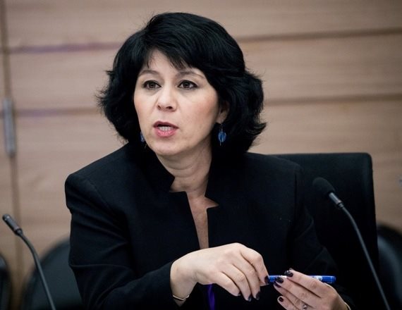 המפקחת על הבנקים חדווה בר