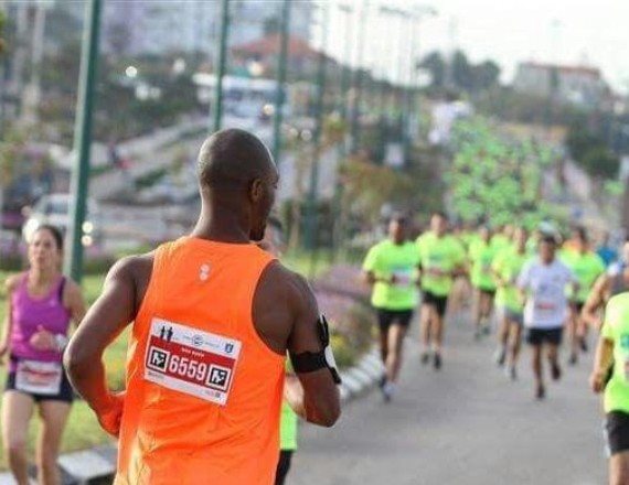 לקוו אייאלו ריצה