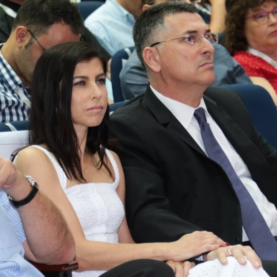 גאולה אבן וגדעון סער