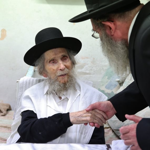 הרב אהרון לייב שטיינמן