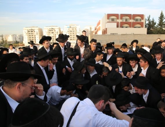 לוויית הרב אהרון לייב שטיינמן ז"ל