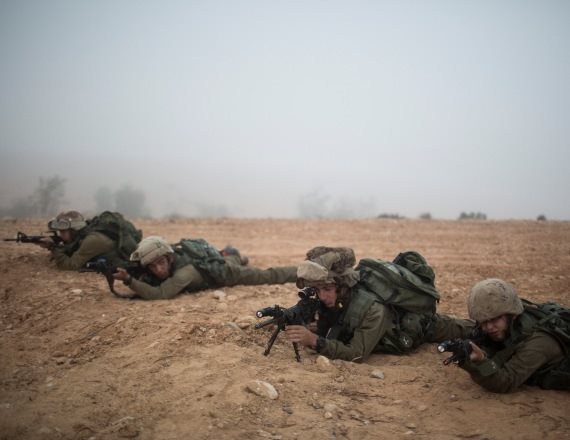 חיילים באימון