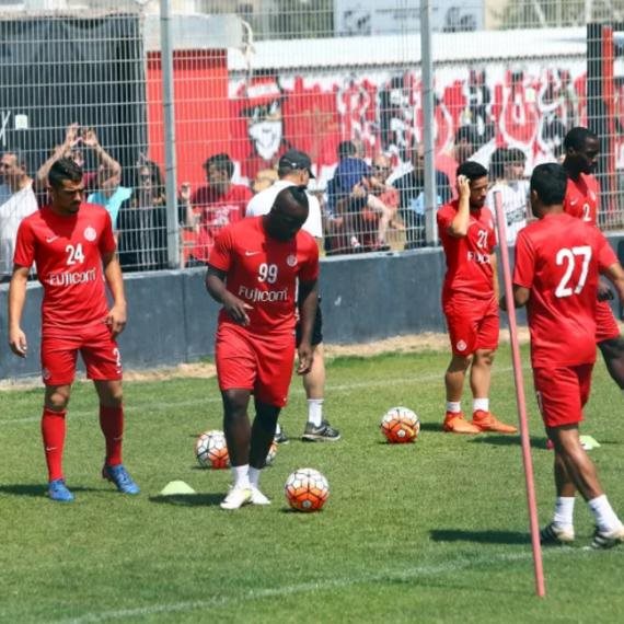 הפועל תל אביב