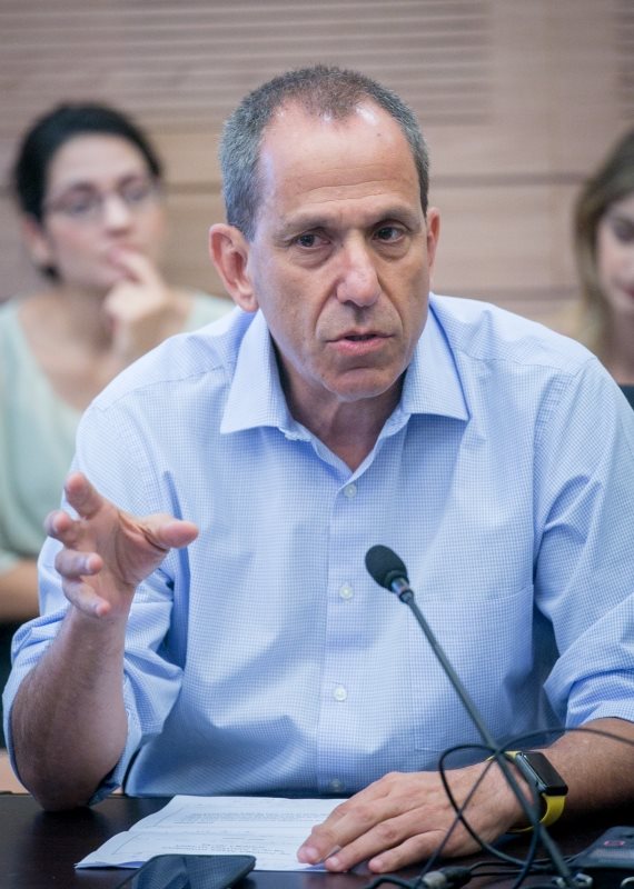 ראש הרשות לניירות ערך שמואל האוזר