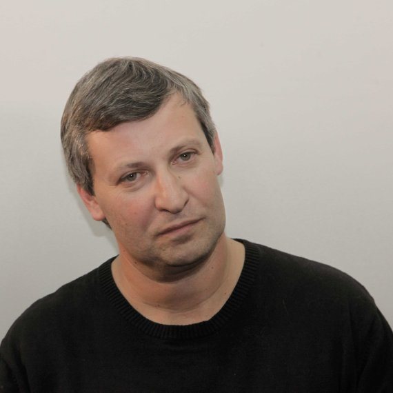 השר לשעבר סטס מיסז'ניקוב