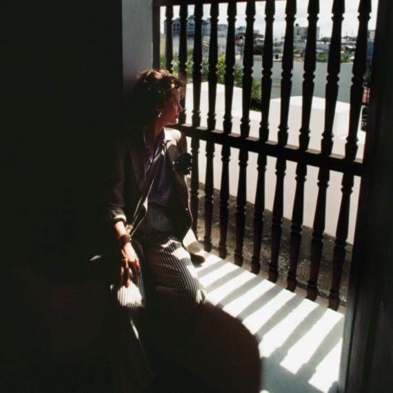 אישה בדידות