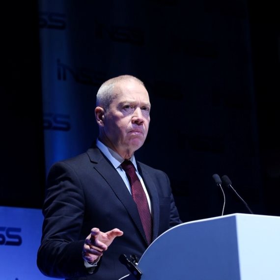 שר הבינוי והשיכון יואב גלנט