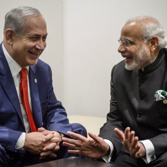 בנימין נתניהו ונרנדרה מודי