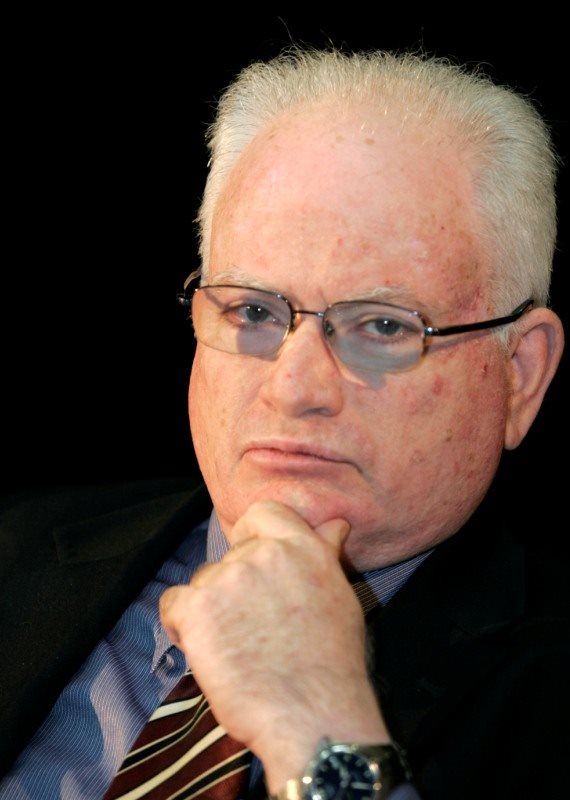 האלוף במיל' עמוס גלעד