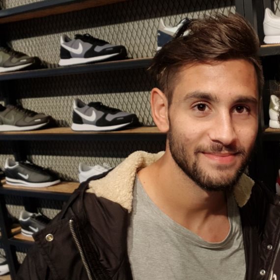 אנתוני וארן