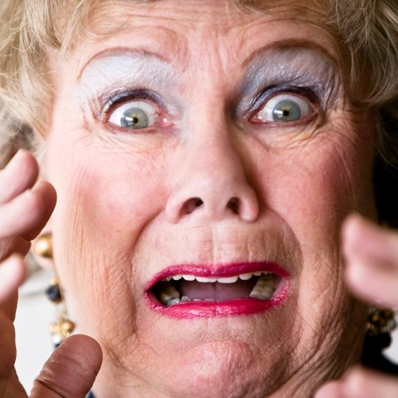 חמות סבתא מבוהלת