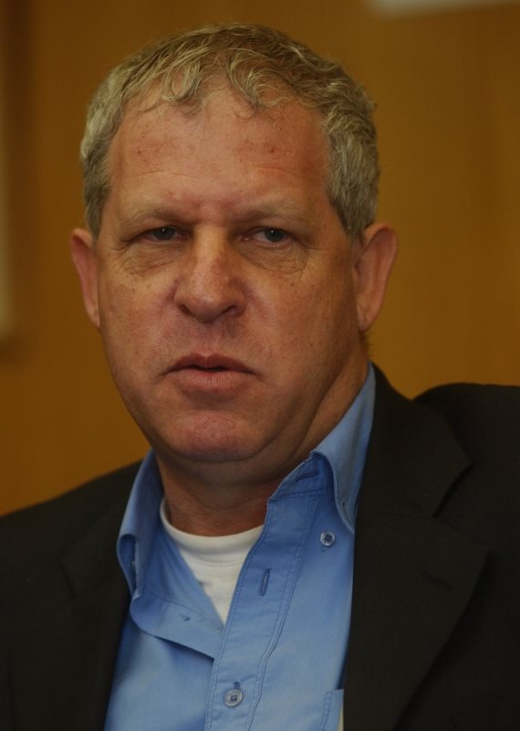 האלוף במיל' גיורא איילנד