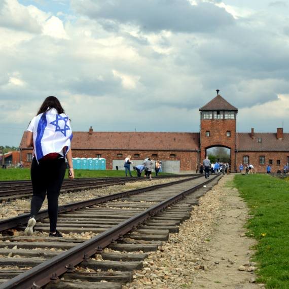 דגל ישראל אושוויץ