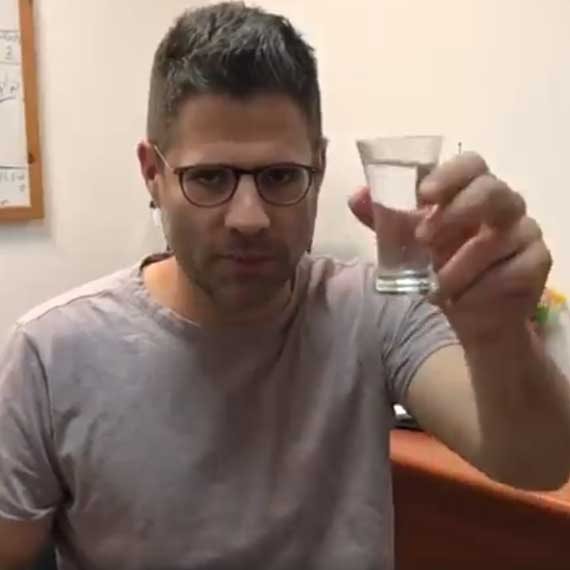 למצולם יש קשר לכתבה