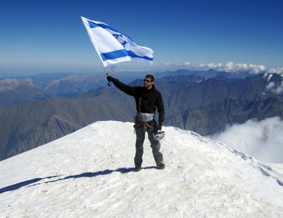 נדב בן יהודה
