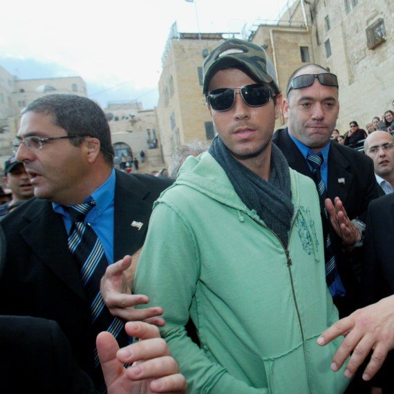 אנריקה איגלסיאס בארץ