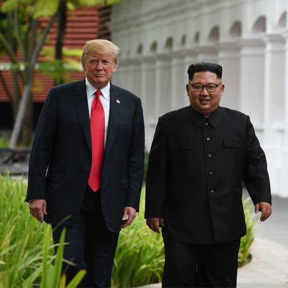 נשיא ארה"ב דונלד טראמפ ומנהיג קוריאה הצפונית קים ג'ונג און
