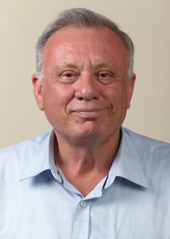 ח"כ איתן ברושי