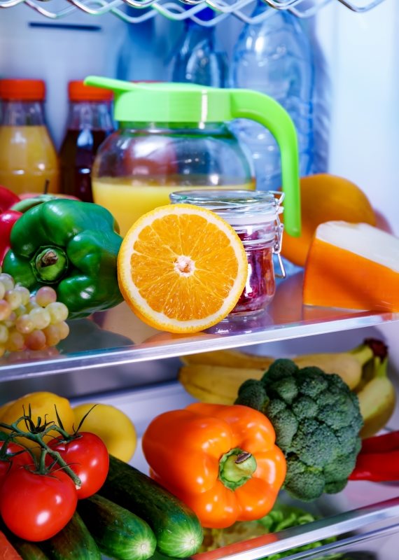 המקרר החברתי הראשון