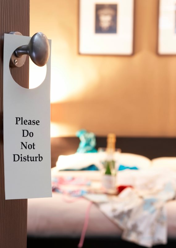 "כשביקשנו פיצוי אמרו לנו שיתנו בתנאי שלא נתבע אותם"