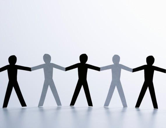 "הדור הזה רוצה לפרוש כנפיים ולטוס רחוק מכאן"