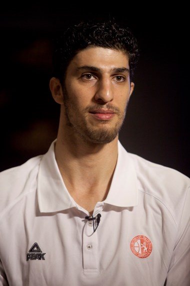 ליאור אליהו