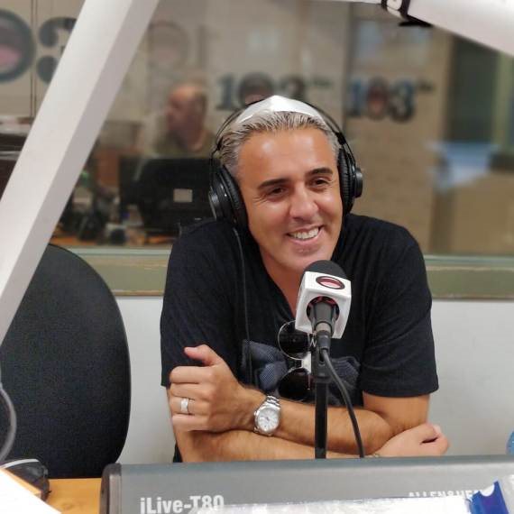 קובי פרץ מתארח באולפן