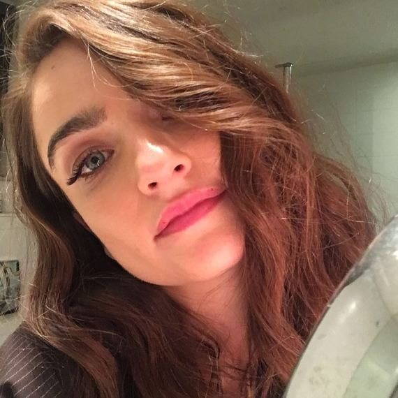 אניה בוקשטיין