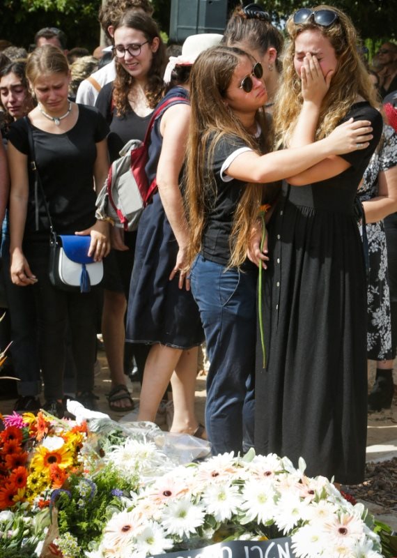 לווייתו של ארי נשר ז"ל