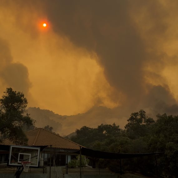 שריפות ענק בקליפורניה