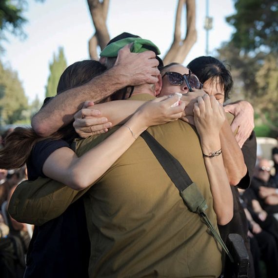 חיילים בלוויה, אילוסטרציה