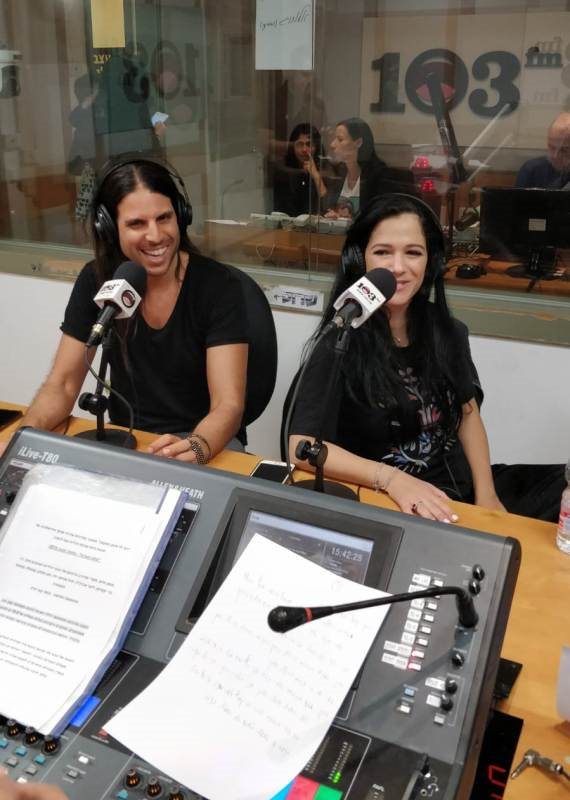 מיקי כוכבת הילדים ורוי בוי