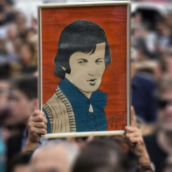 חמש שנים בלעדיו